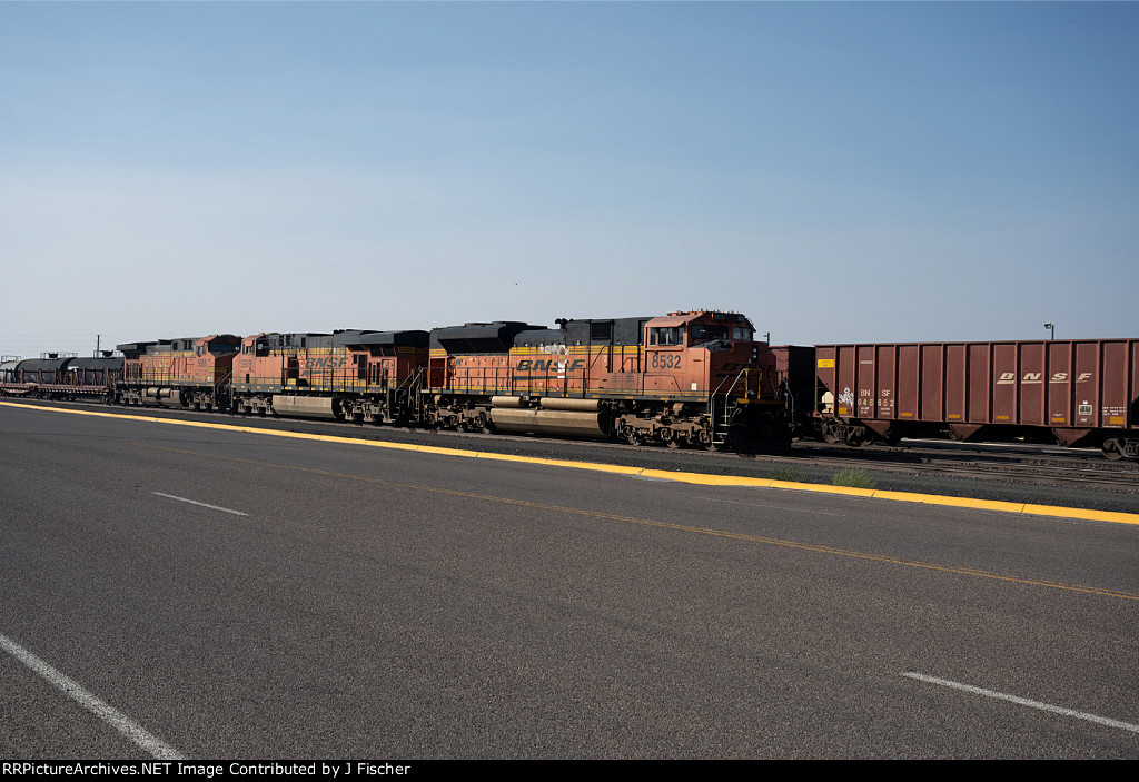 BNSF 8532